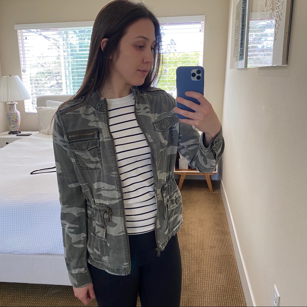 Express Camo Green Jacket with Zipper Details